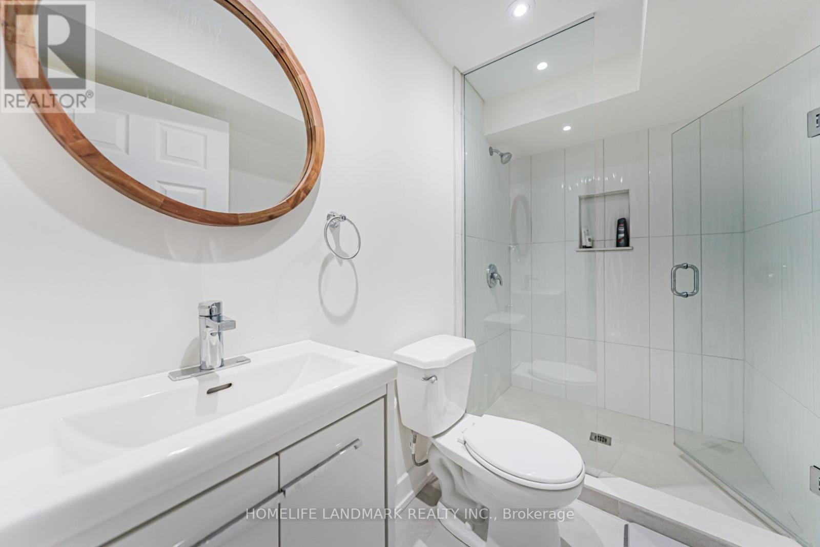 62 HELLIWELL CRESCENT - 46