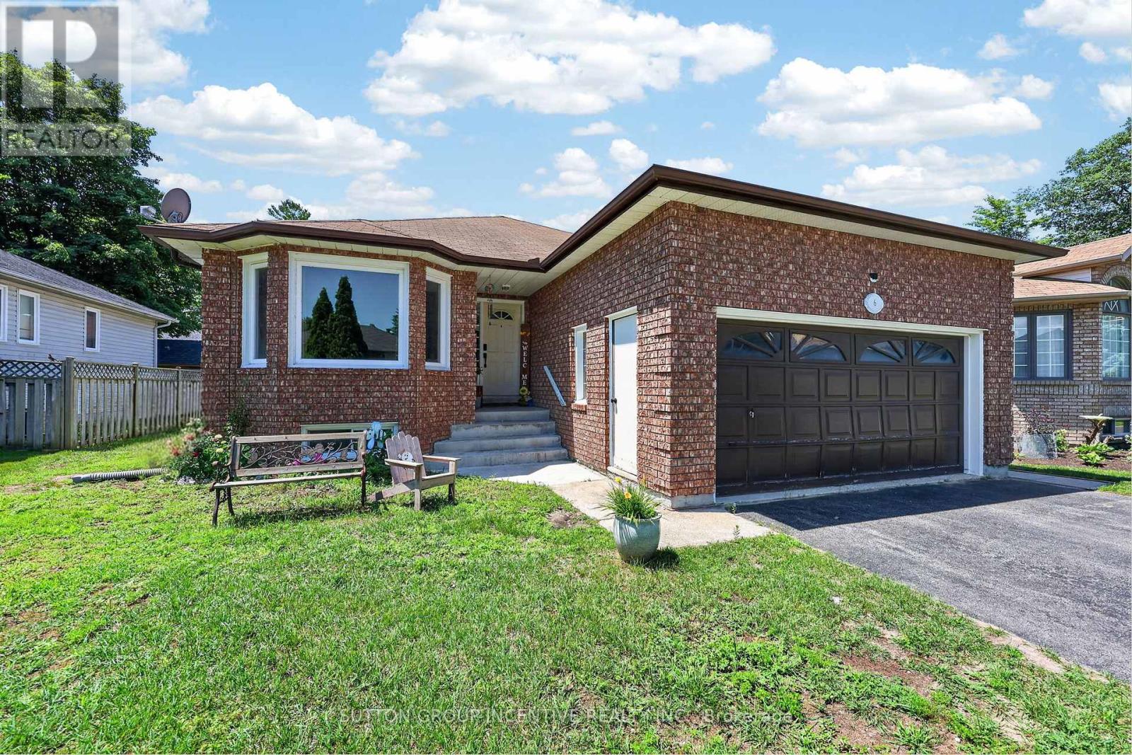 6 RIVERDALE DRIVE - 3