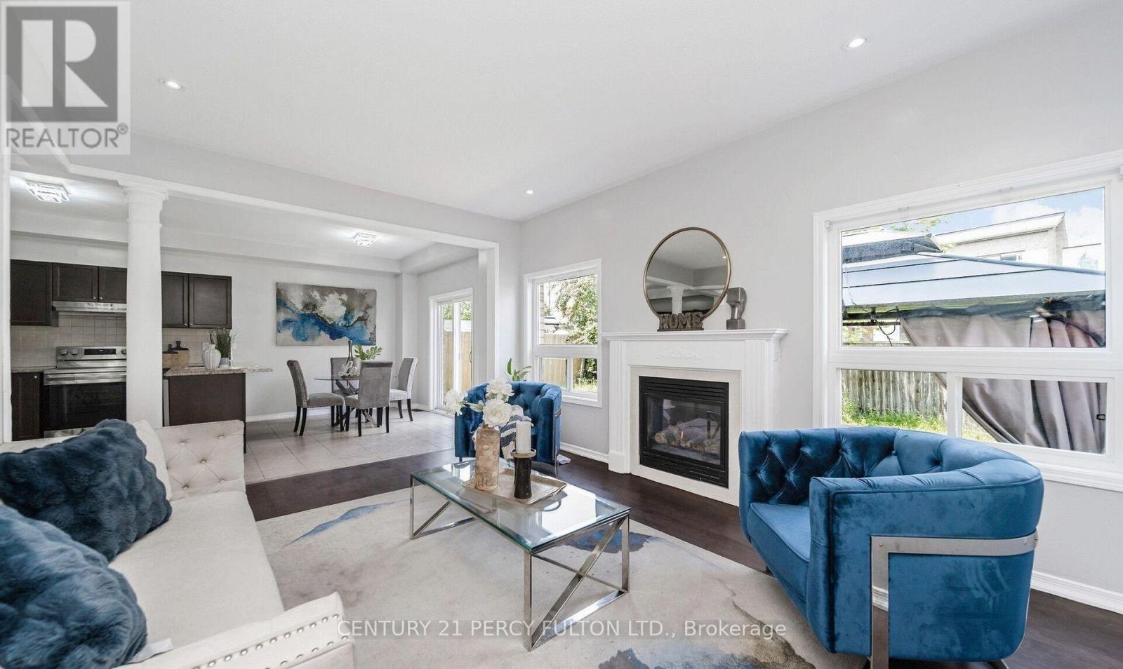 91 LAPRADE SQUARE - 12