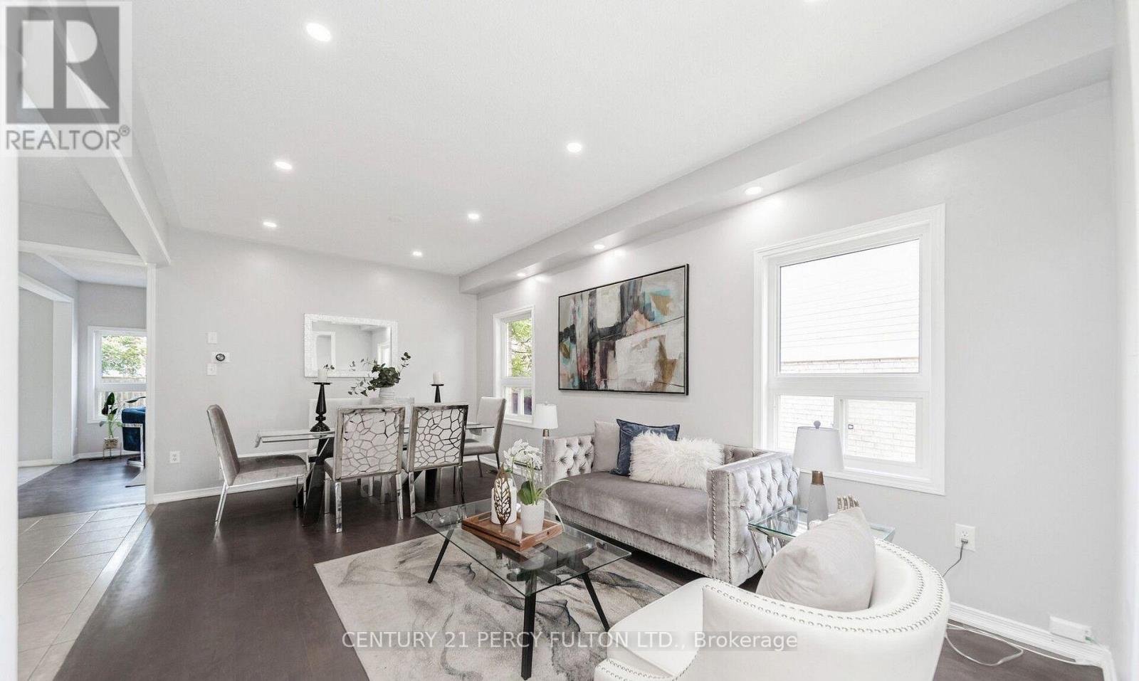 91 LAPRADE SQUARE - 16