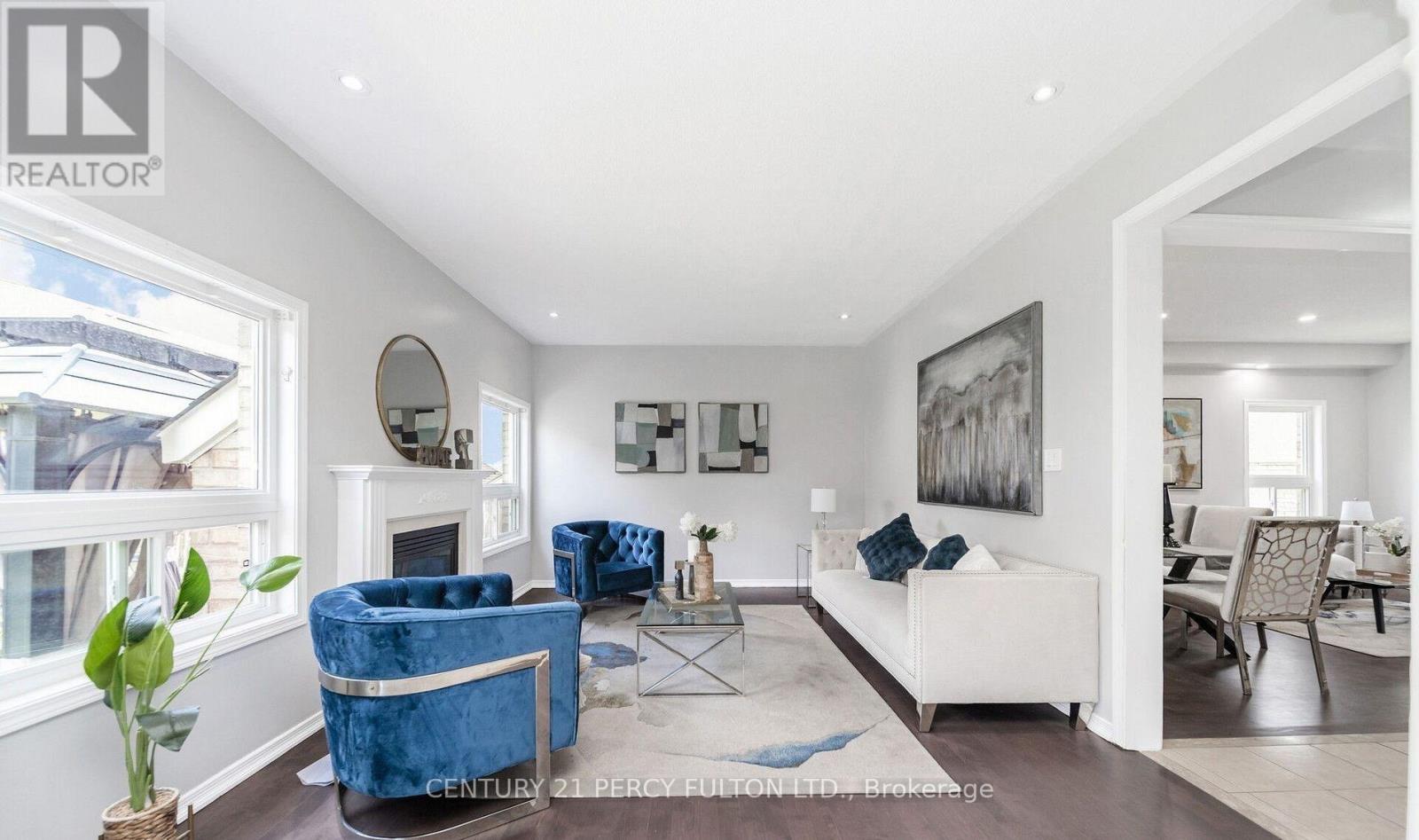91 LAPRADE SQUARE - 13