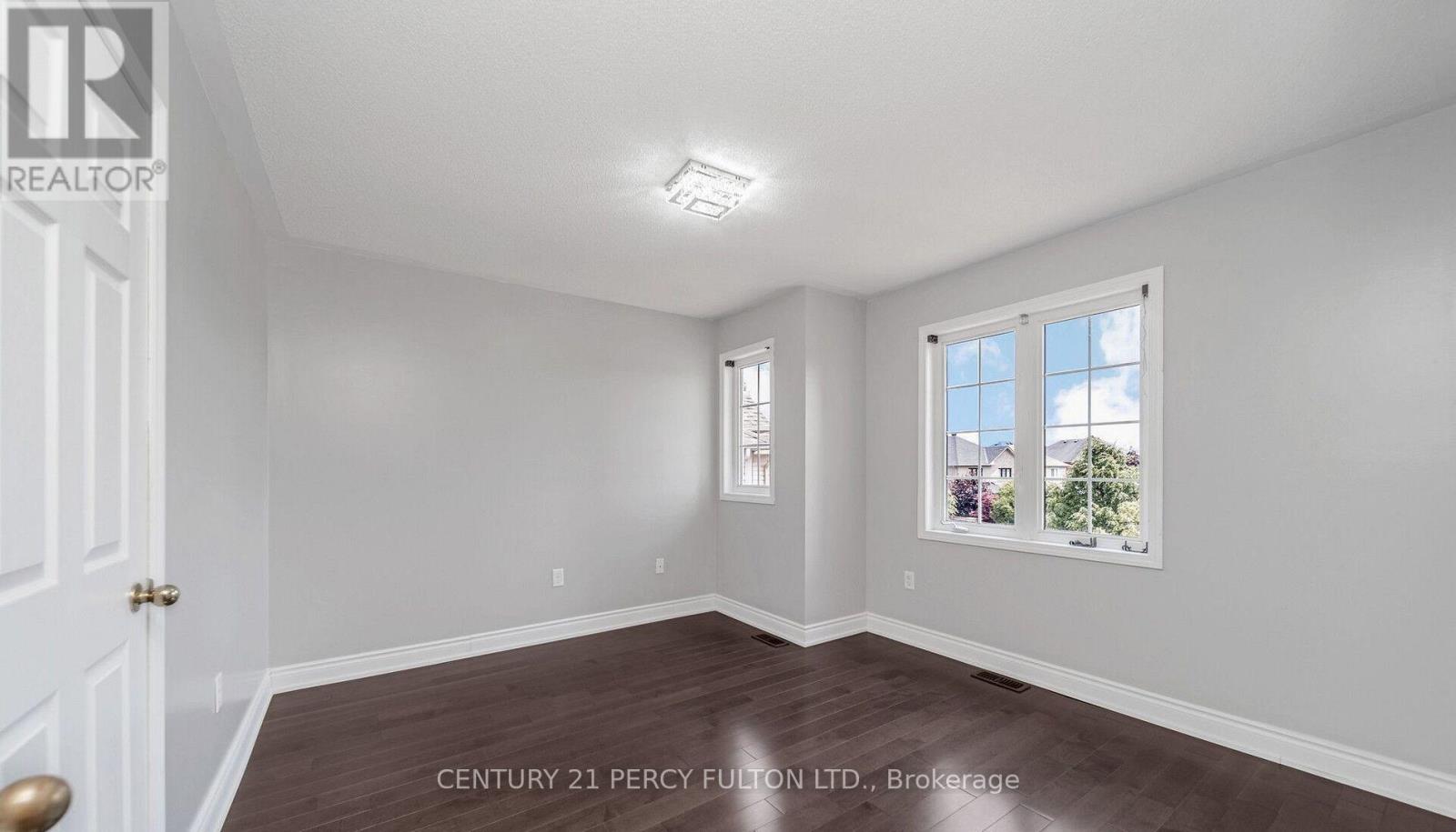 91 LAPRADE SQUARE - 38