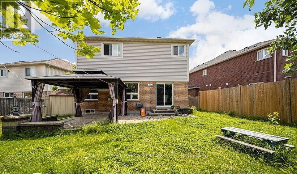 91 LAPRADE SQUARE - 44