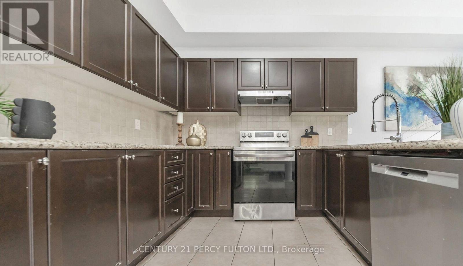 91 LAPRADE SQUARE - 20