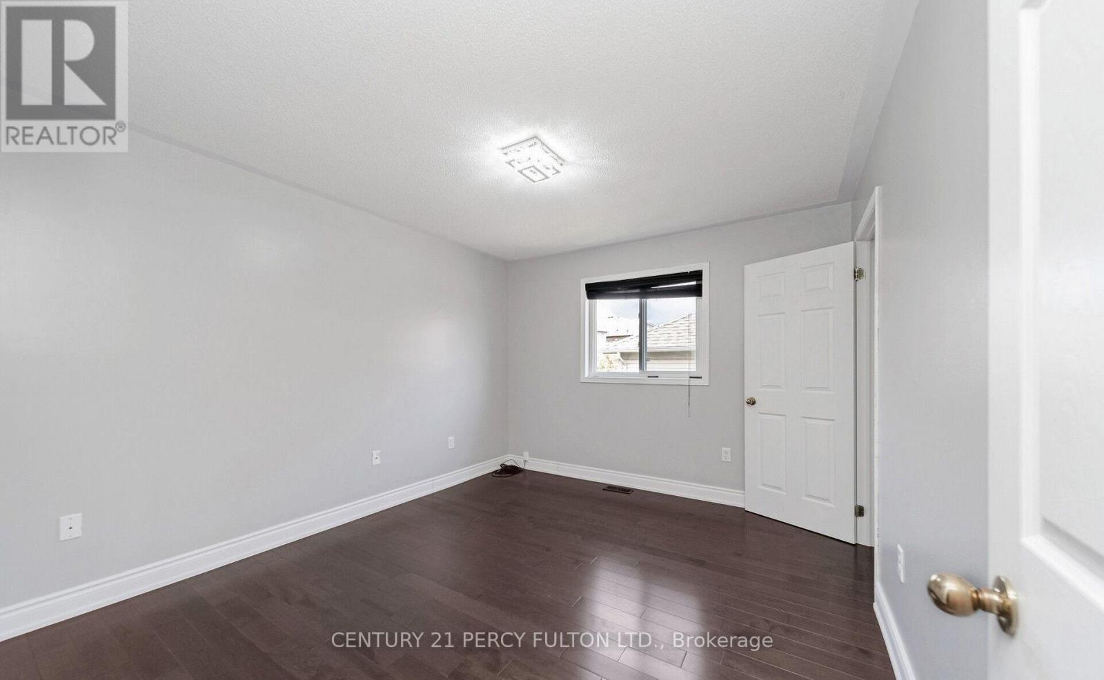91 LAPRADE SQUARE - 26