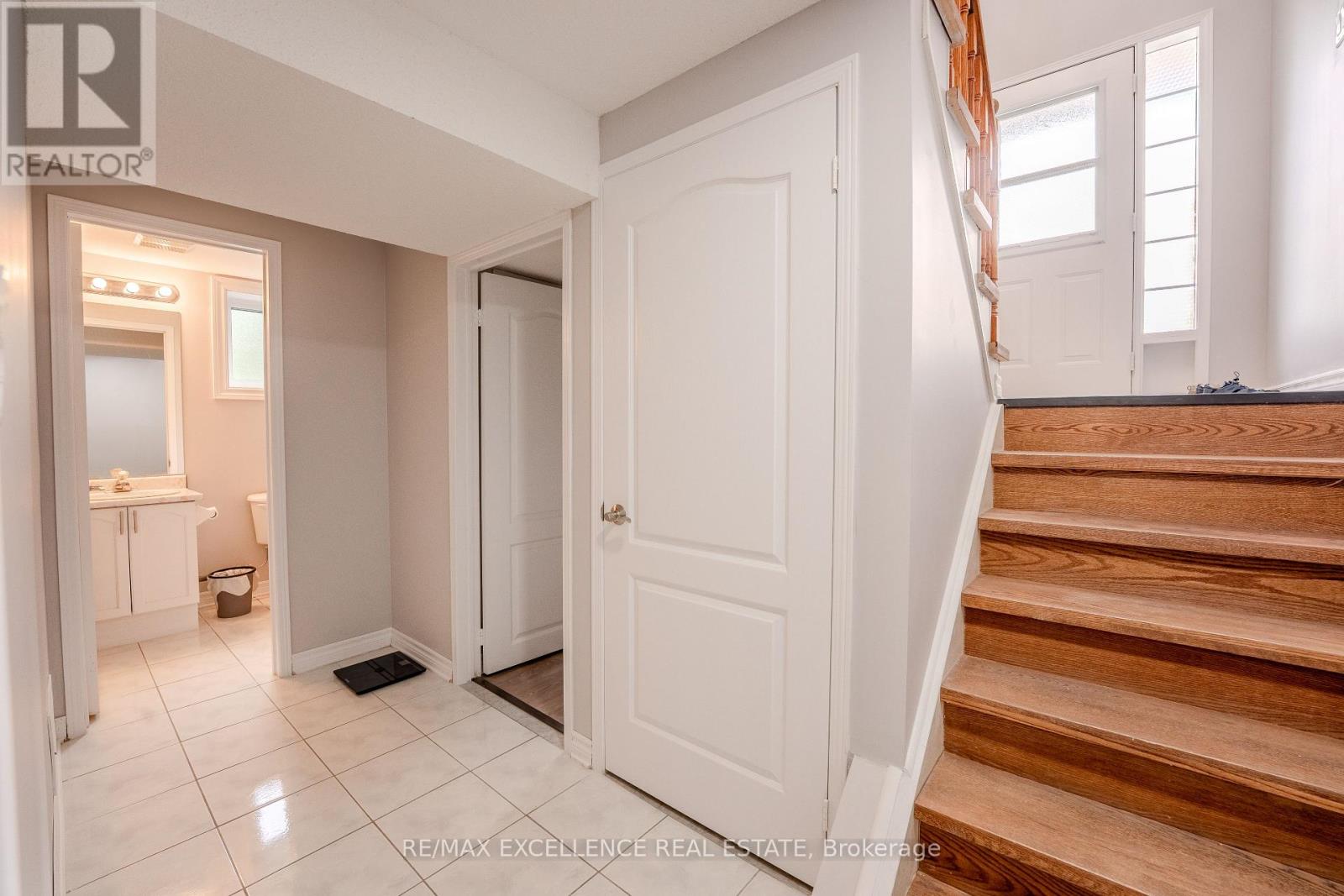 48 RIDGEMORE CRESCENT - 19