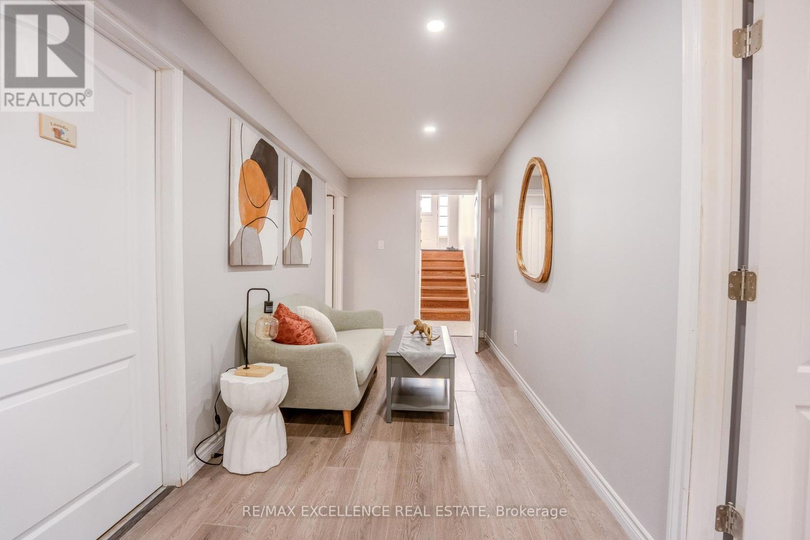 48 RIDGEMORE CRESCENT - 21