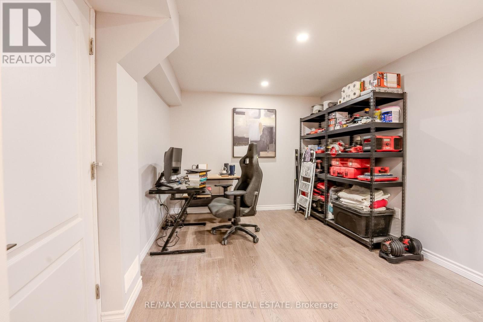48 RIDGEMORE CRESCENT - 24