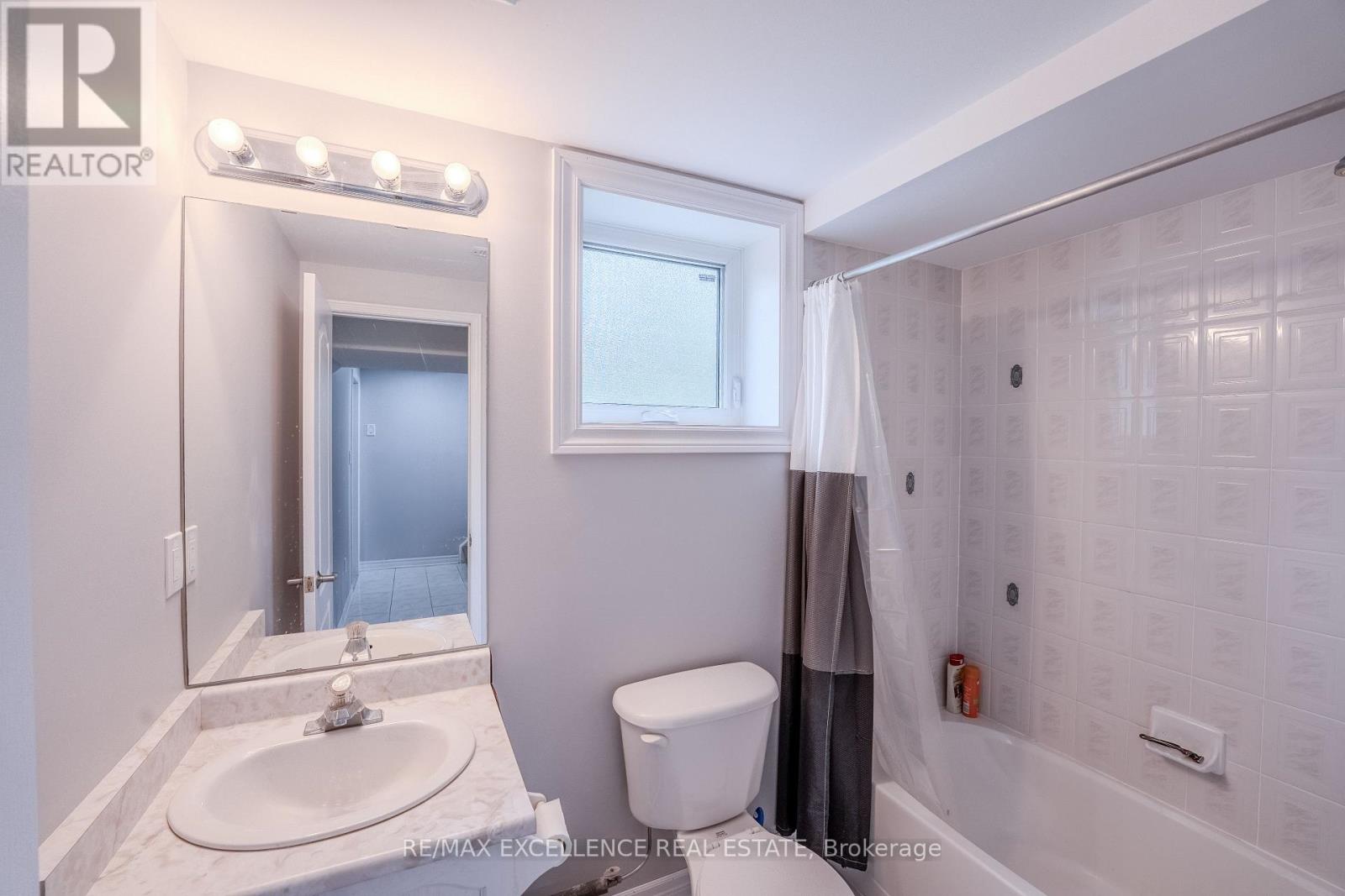 48 RIDGEMORE CRESCENT - 26