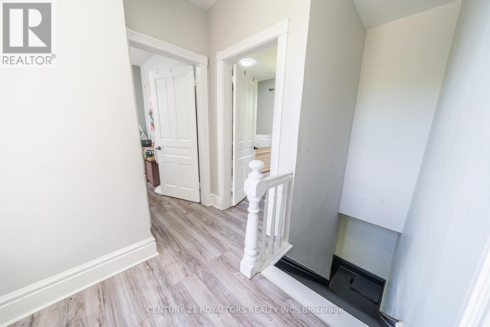 5112 KING STREET - 18