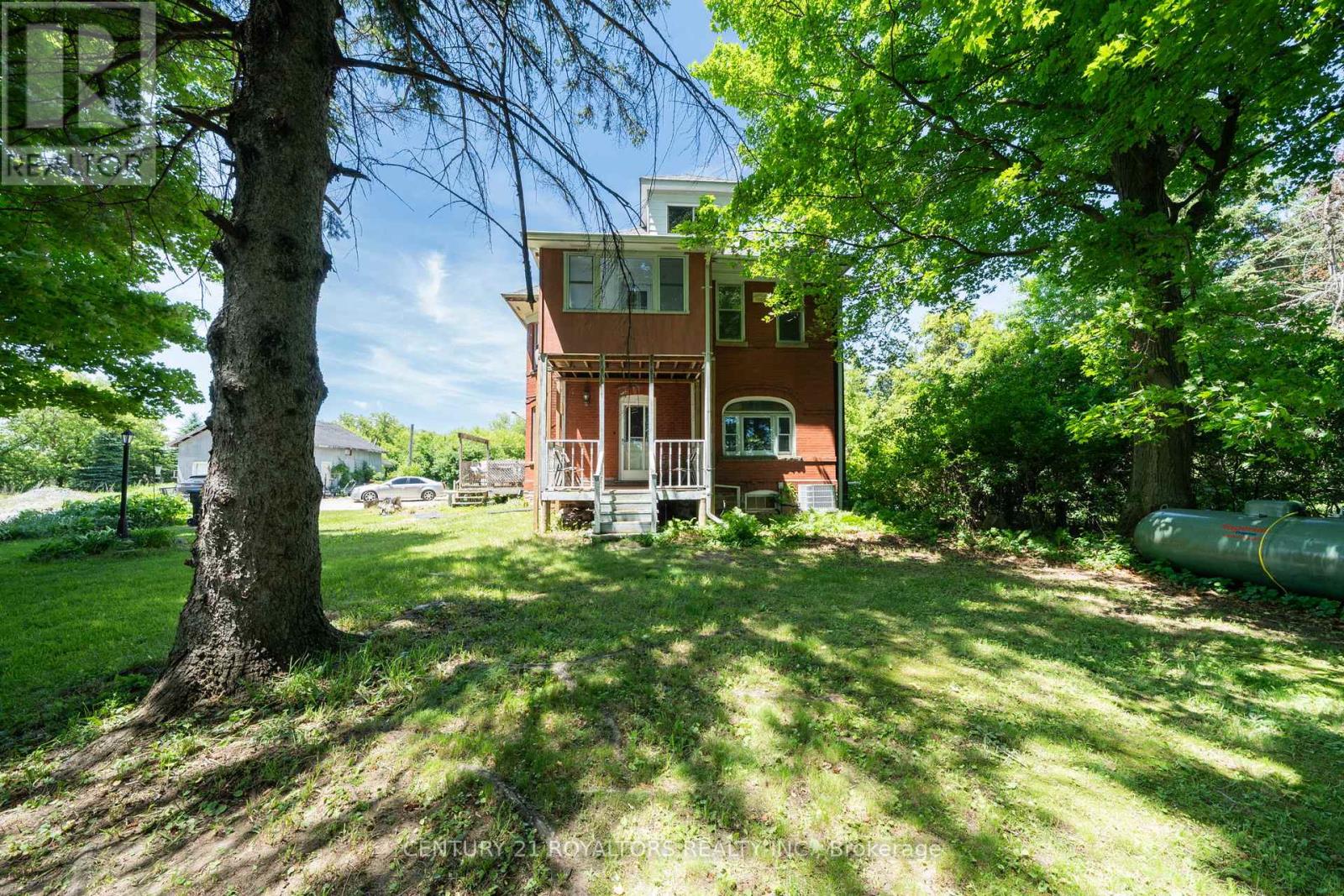 5112 KING STREET - 2