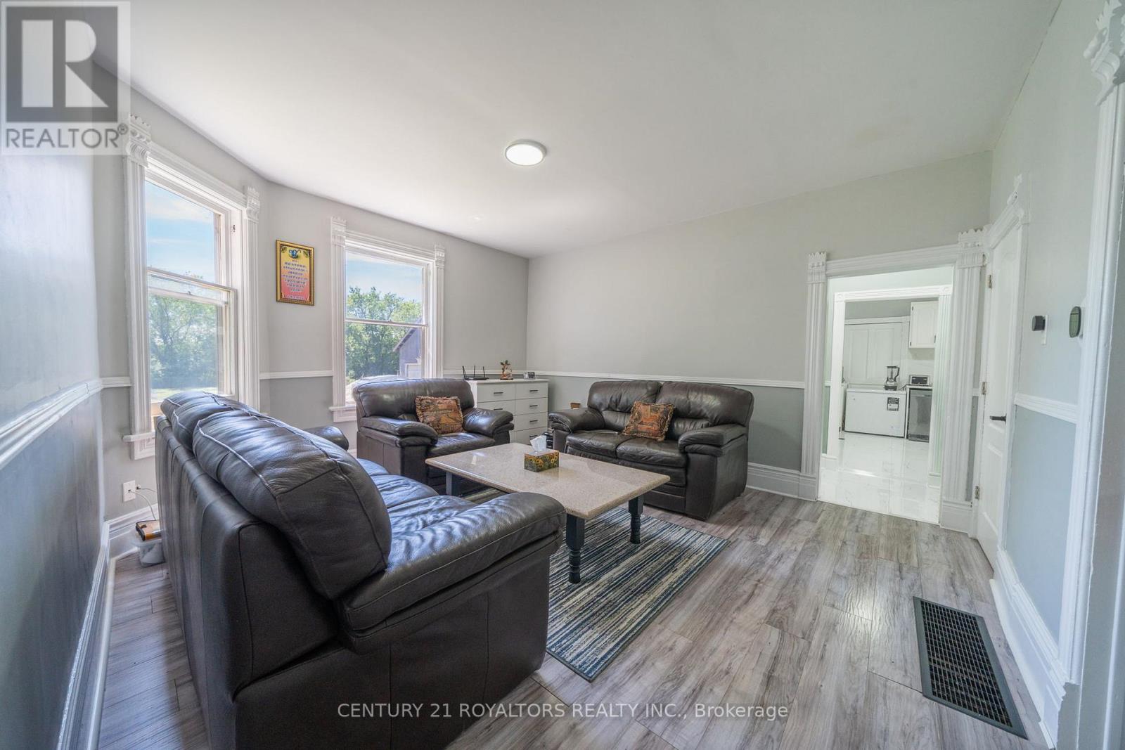 5112 KING STREET - 7