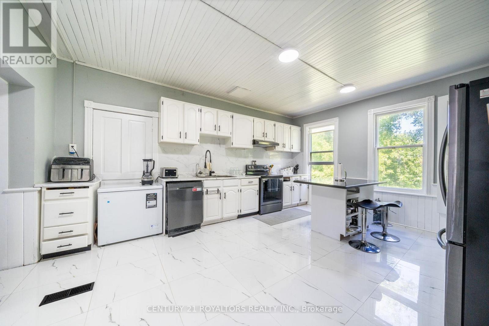 5112 KING STREET - 8