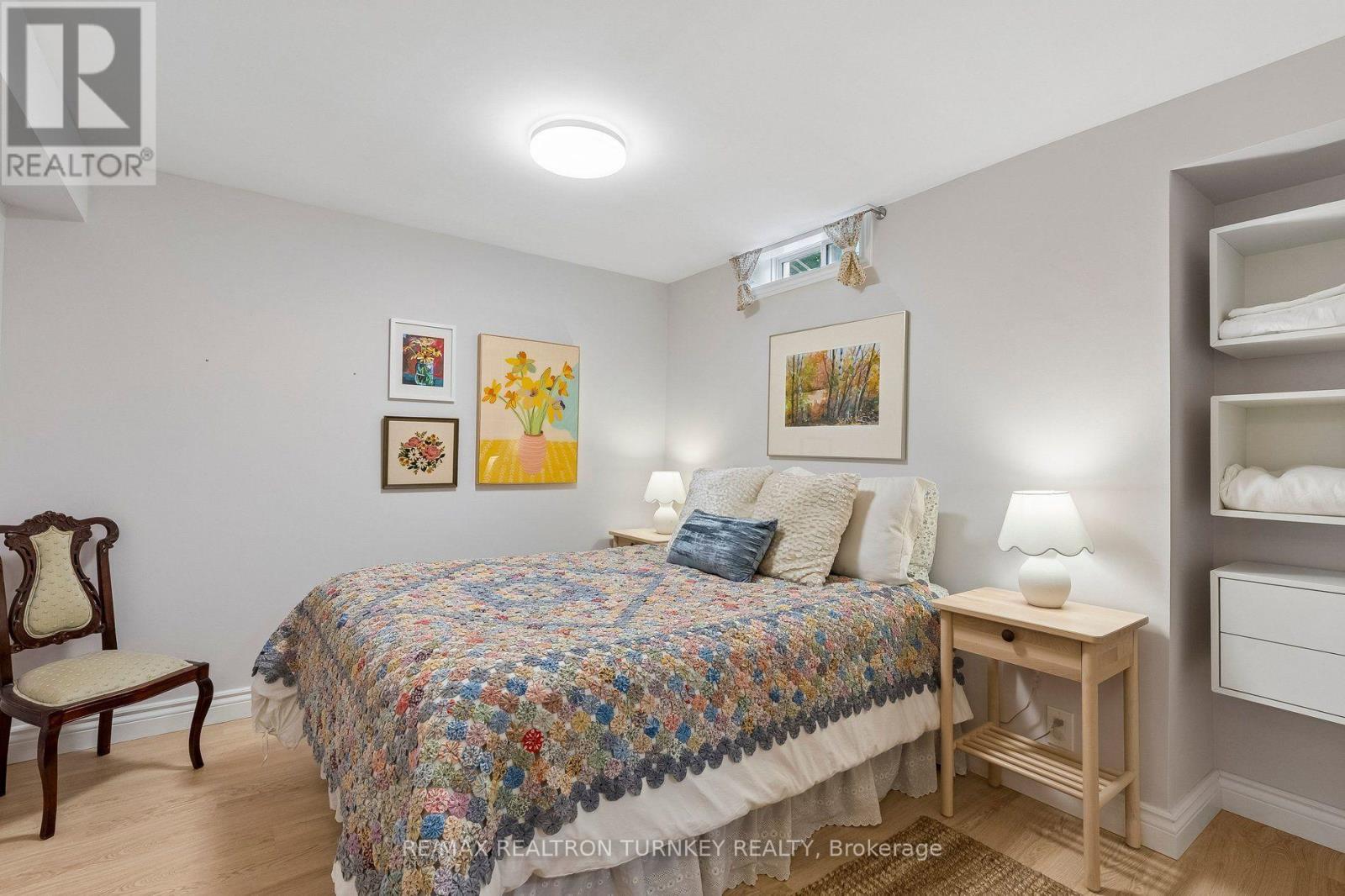 7 THOMAS BALES DRIVE - 26