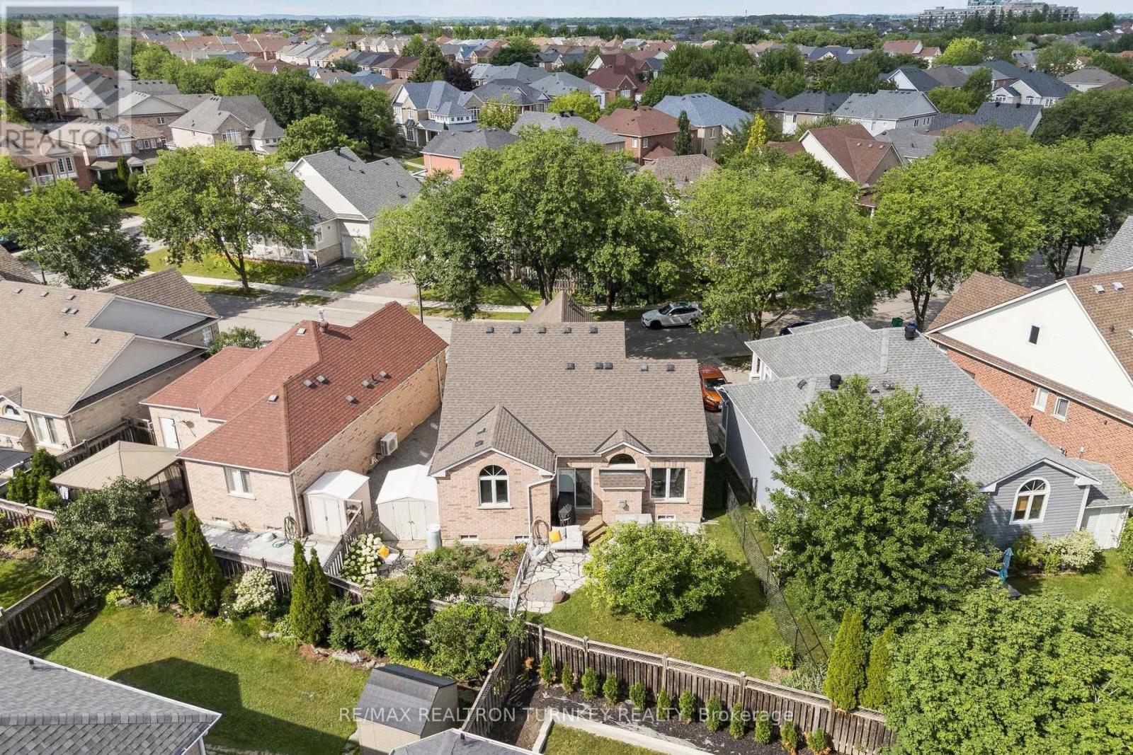 7 THOMAS BALES DRIVE - 43
