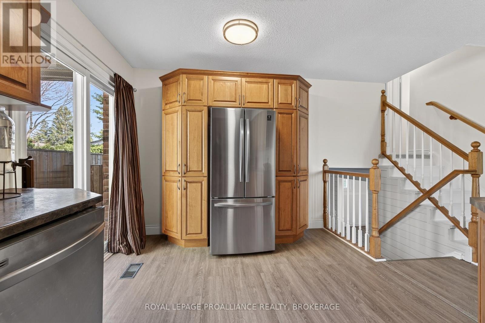 16 GRENADIER DRIVE - 13