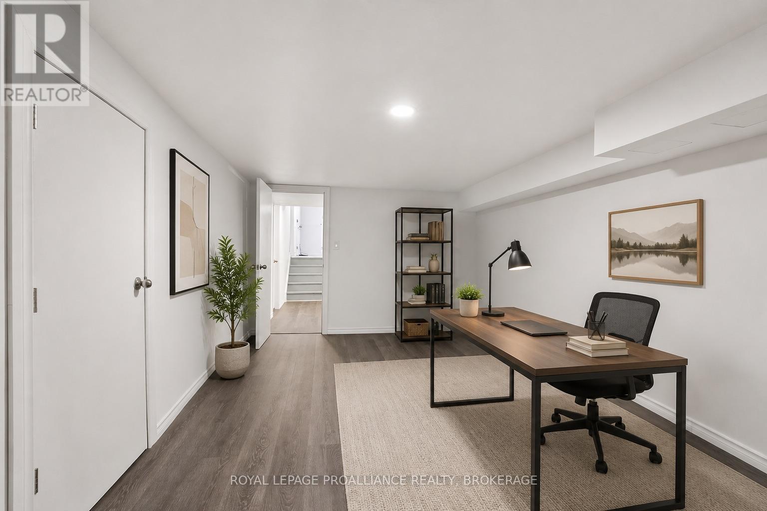 16 GRENADIER DRIVE - 28