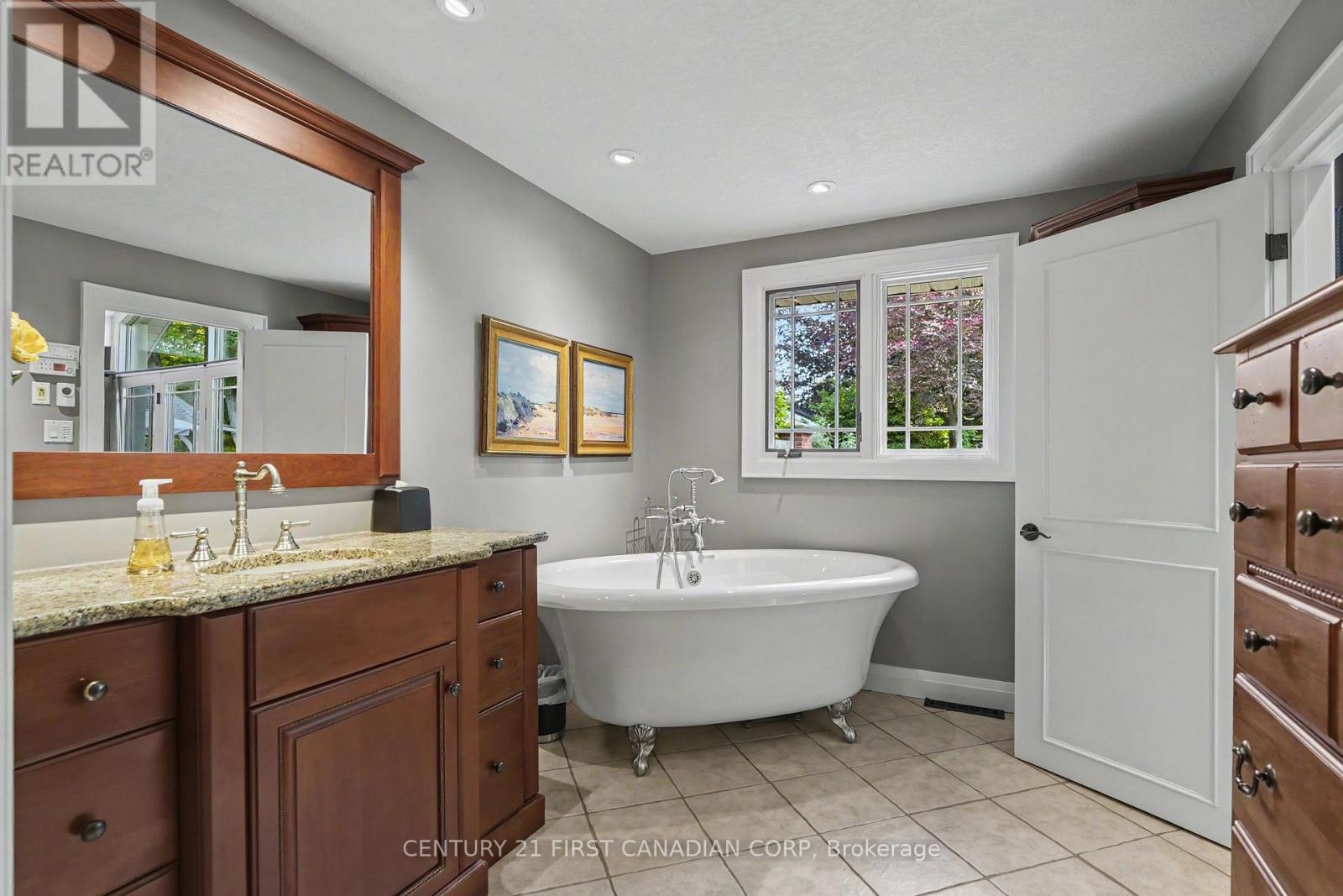 20 STUBBS COURT - Image 31