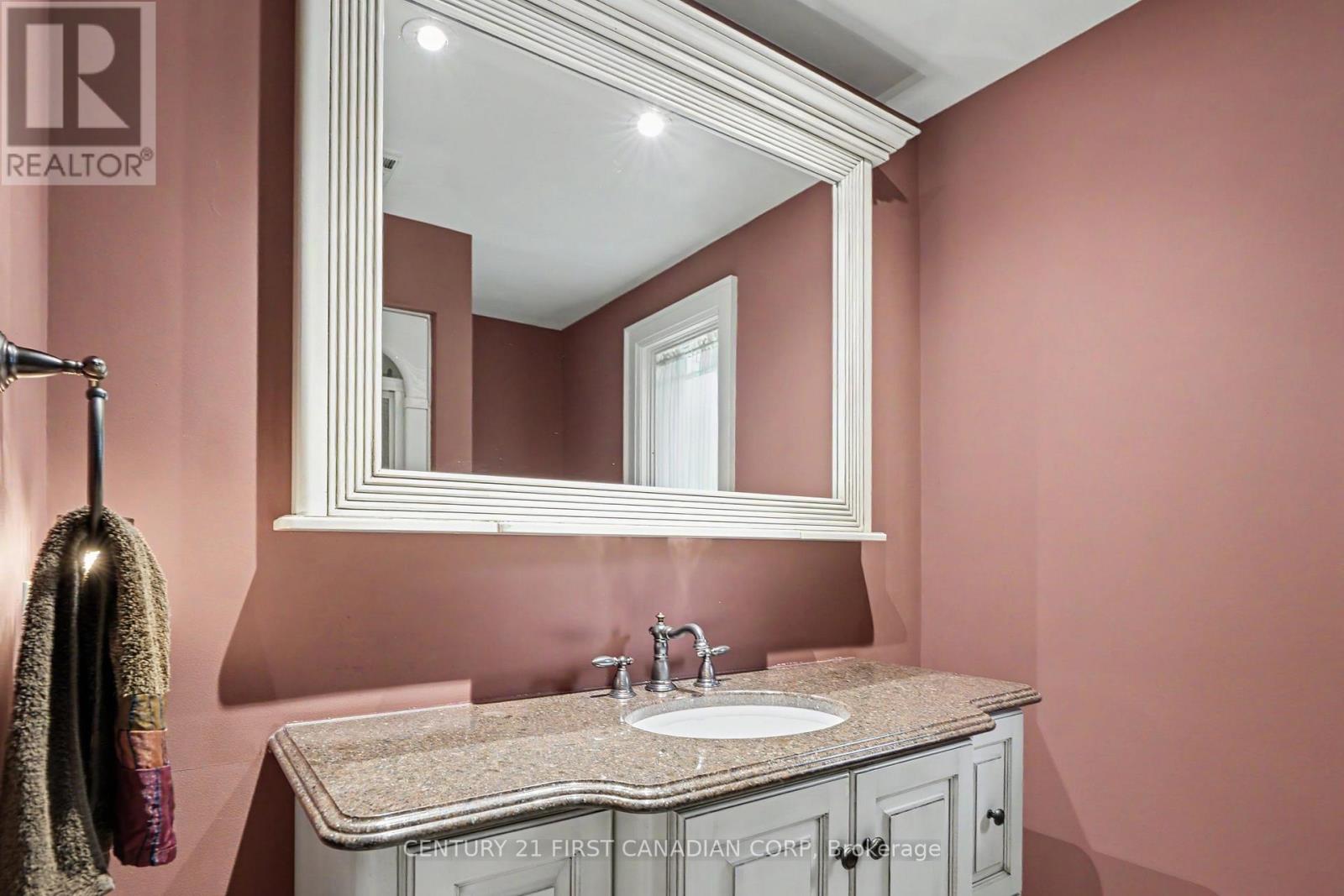 20 STUBBS COURT - Image 34