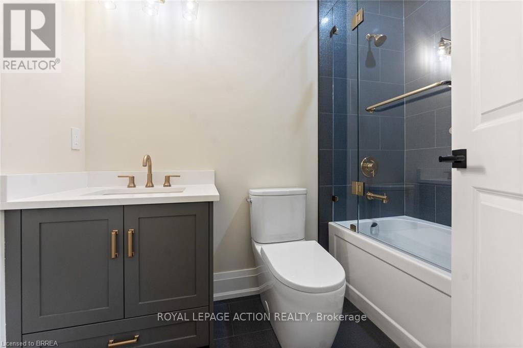 150 ST MARGARETS ROAD - 35