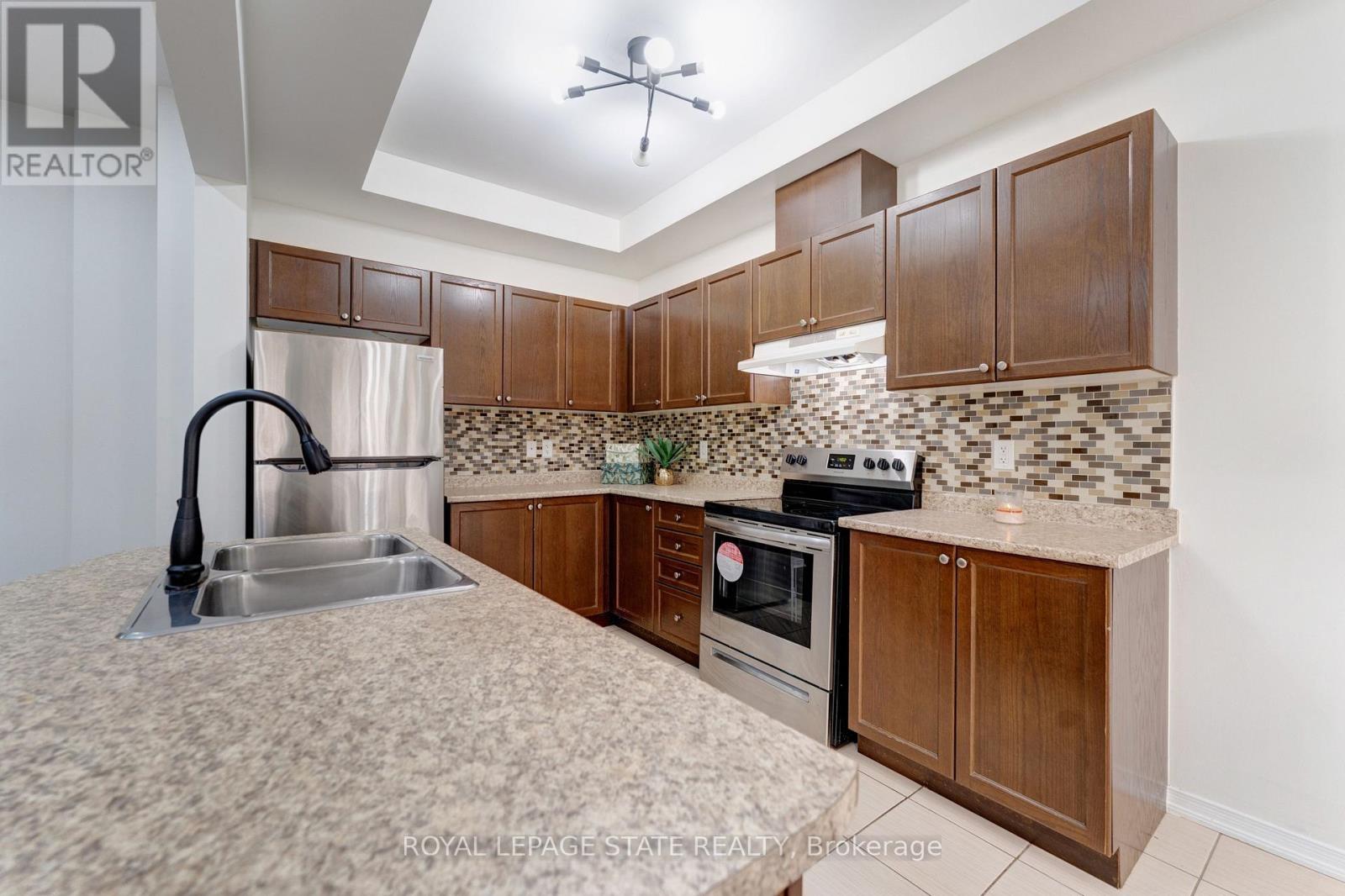 128 PALACEBEACH TRAIL - 10