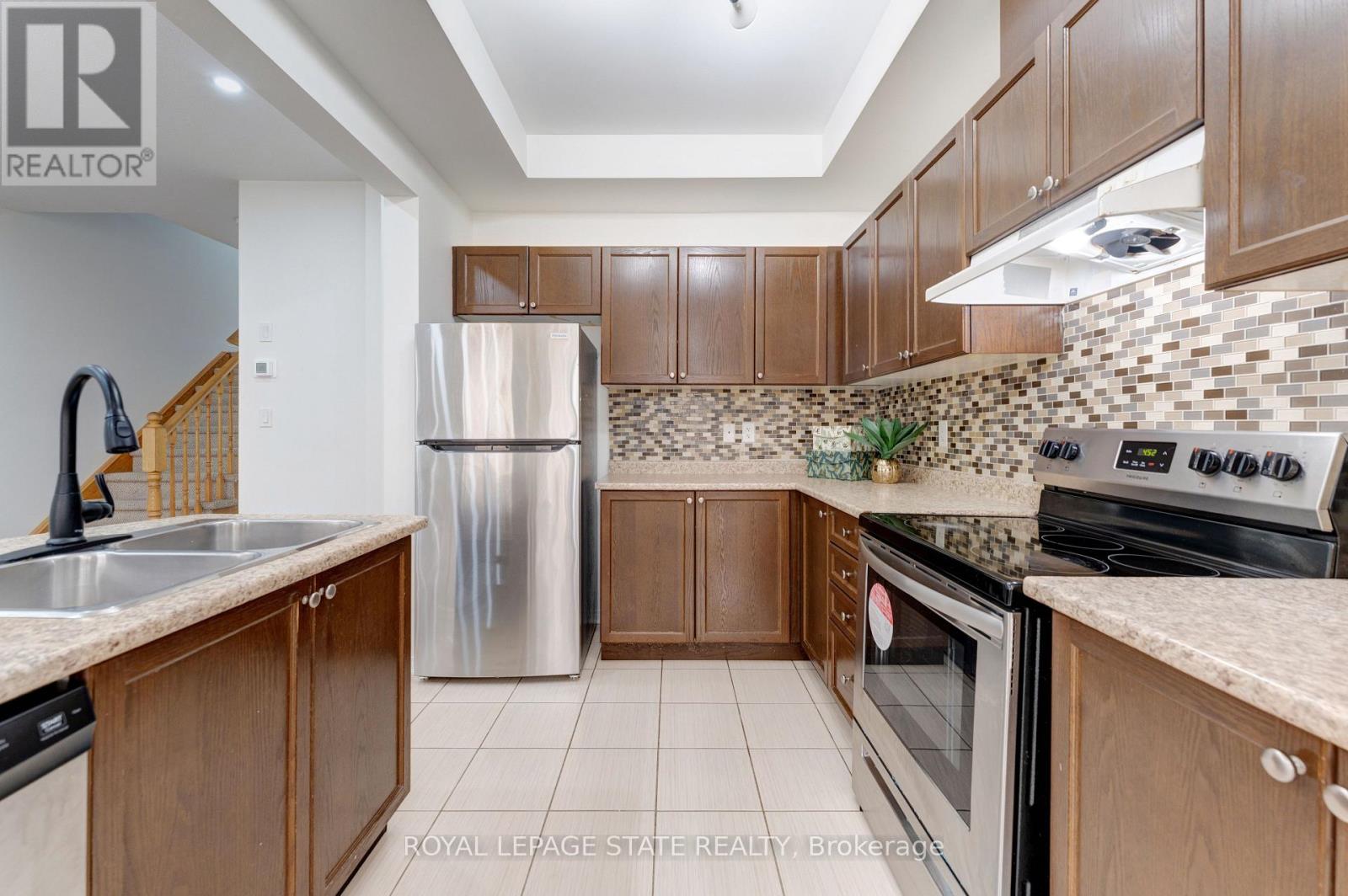 128 PALACEBEACH TRAIL - 9