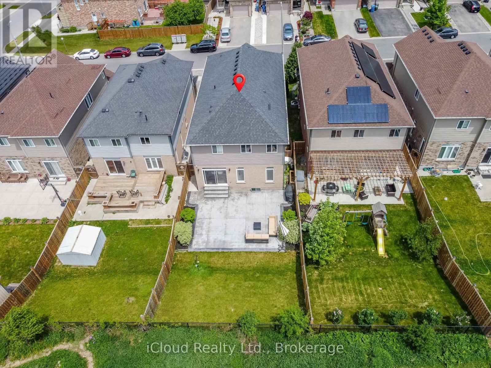 132 DRONE CRESCENT - 38