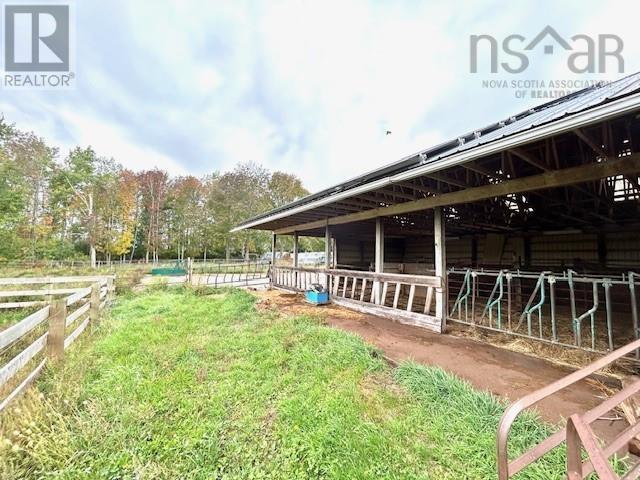 1143 Upper River John Road - 43