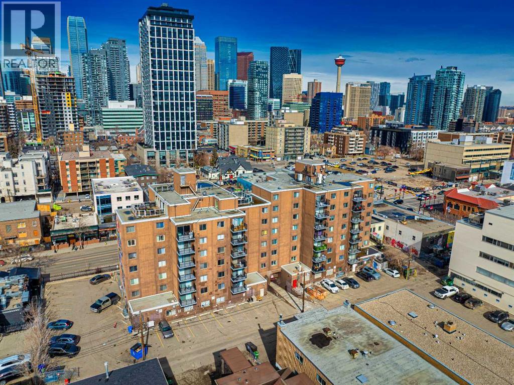 #2B 515 17 Avenue SW - 32