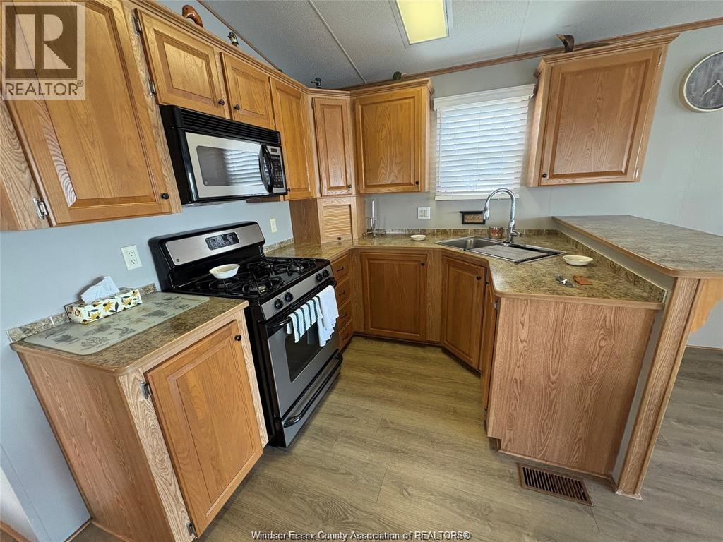 16 MULBERRY LANE - 23