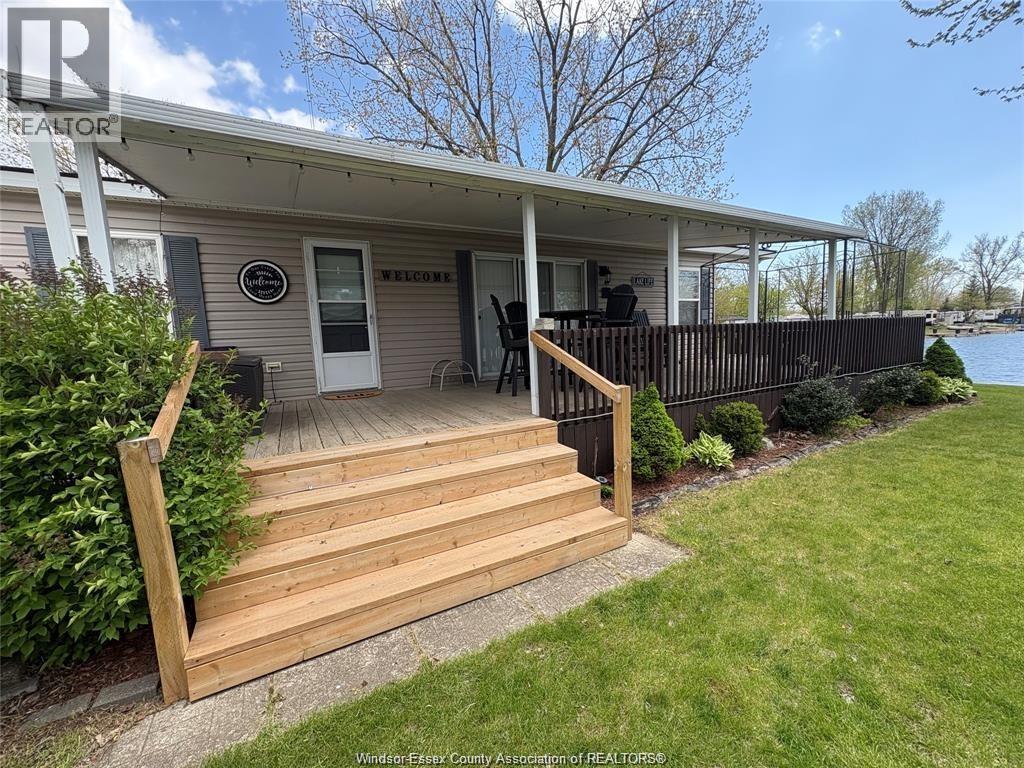 16 MULBERRY LANE - 4