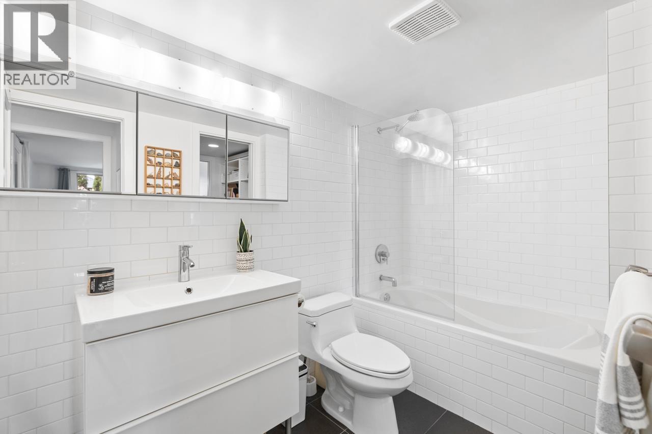 1 Bed, 1 Bath House for Sale in Vancouver – 1B 2775 FIR STREET, Vancouver – MLS# R3139302 - Image 28
