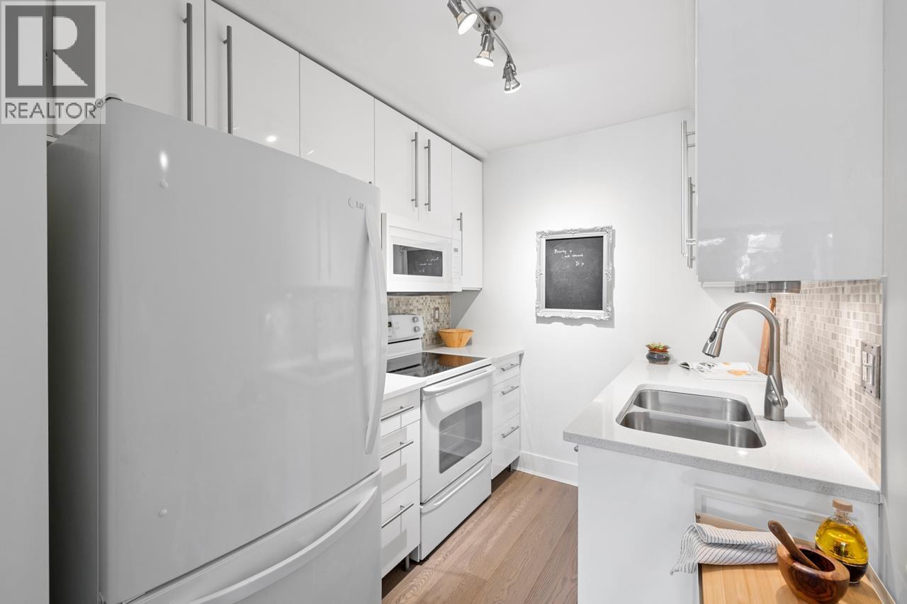 1 Bed, 1 Bath House for Sale in Vancouver – 1B 2775 FIR STREET, Vancouver – MLS# R3139302 - Image 17