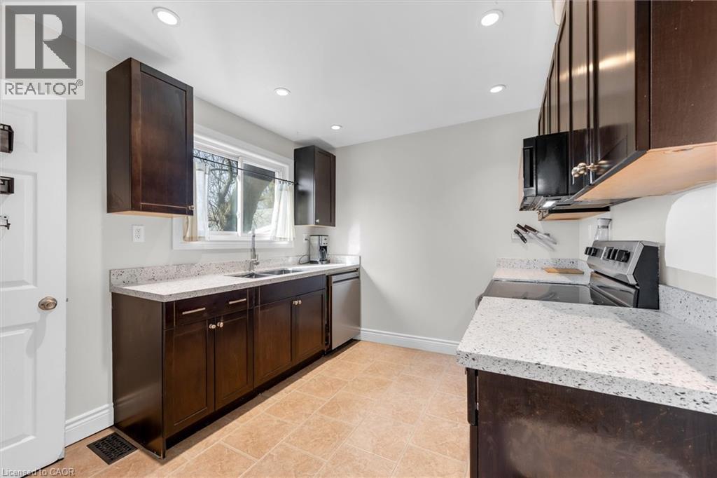 41 ELGIN Street - 13