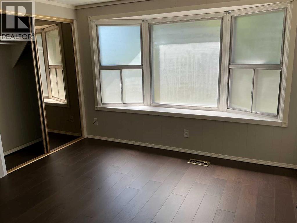 299 3rd Avenue SE - 13