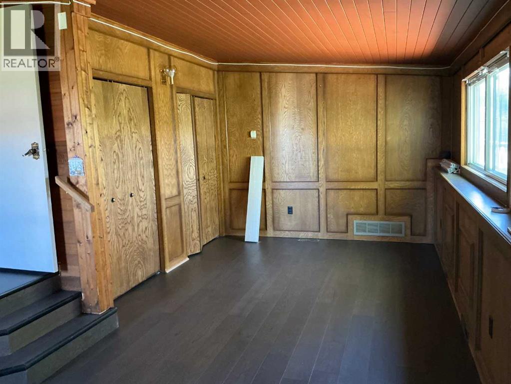 299 3rd Avenue SE - 19
