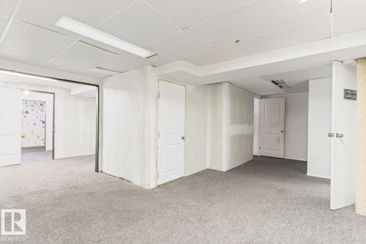 10211 95 Ave - 34