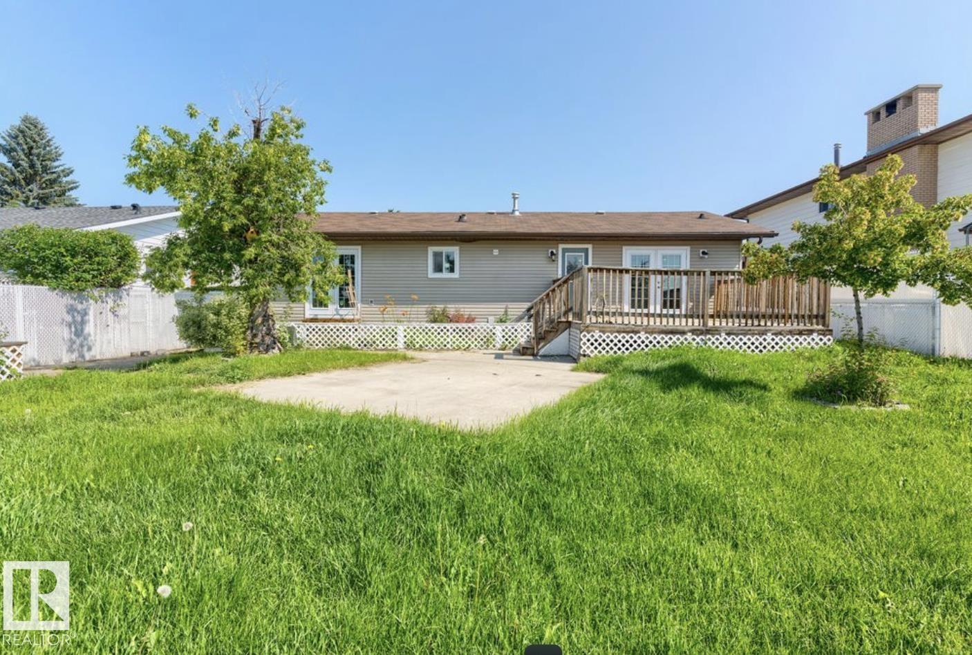 10211 95 Ave - 46