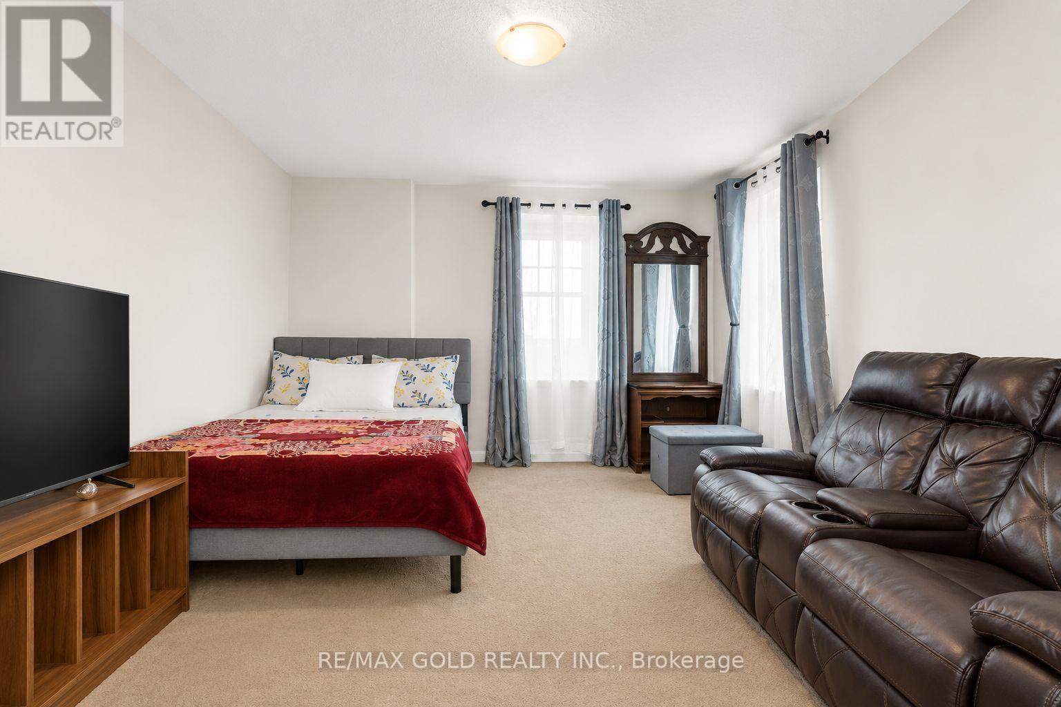 4 ECOPARK GATE - 30
