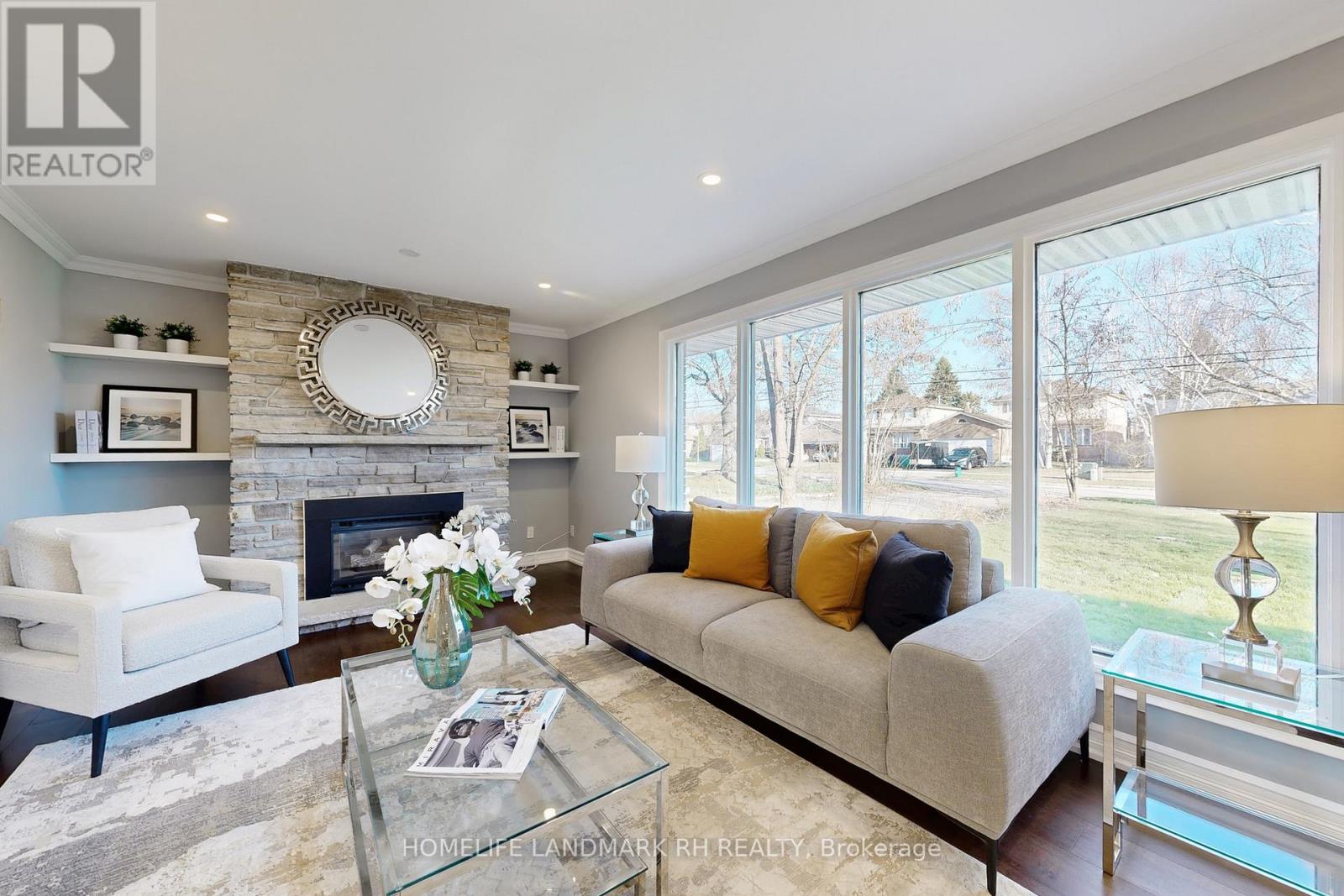88 RIVERGLEN DRIVE - 10