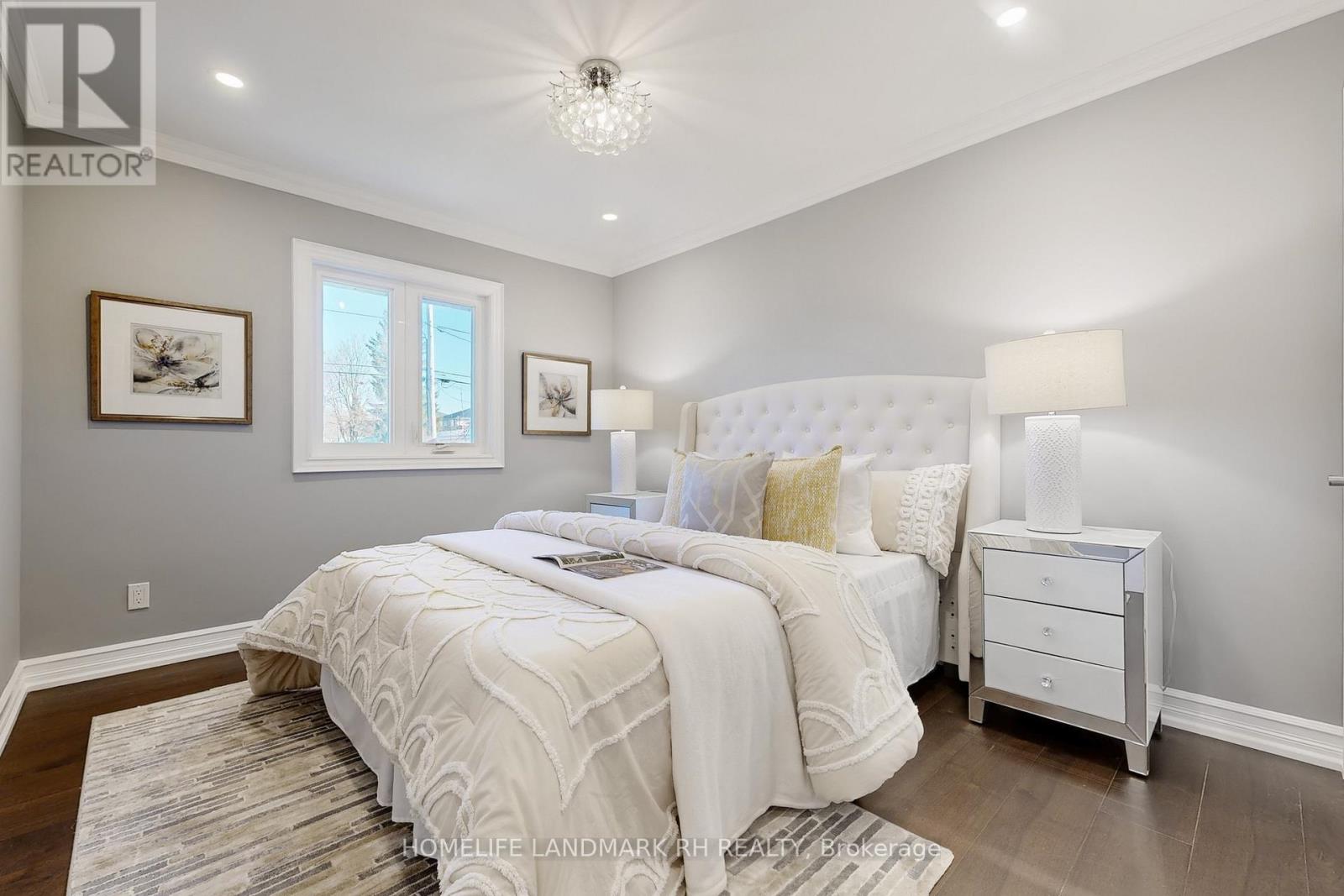 88 RIVERGLEN DRIVE - 20