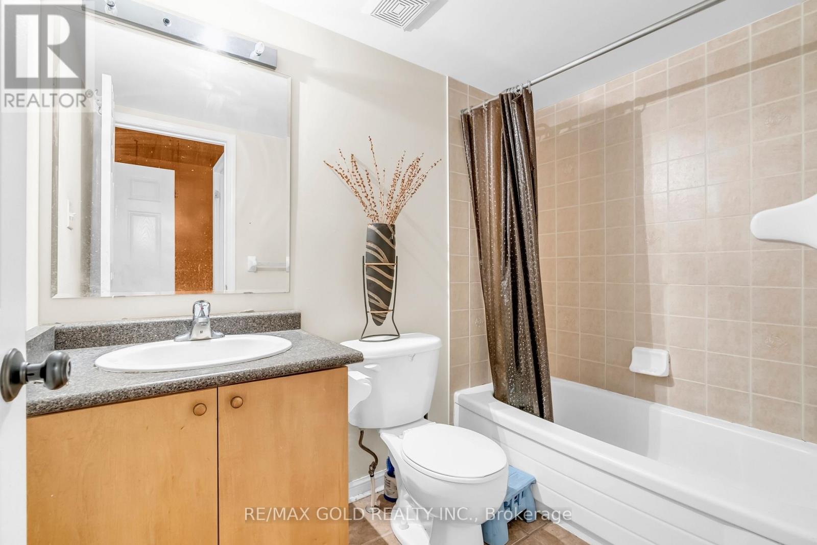 4 ECOPARK GATE - 37