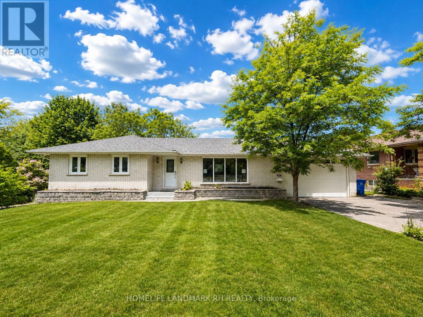 88 RIVERGLEN DRIVE - 2