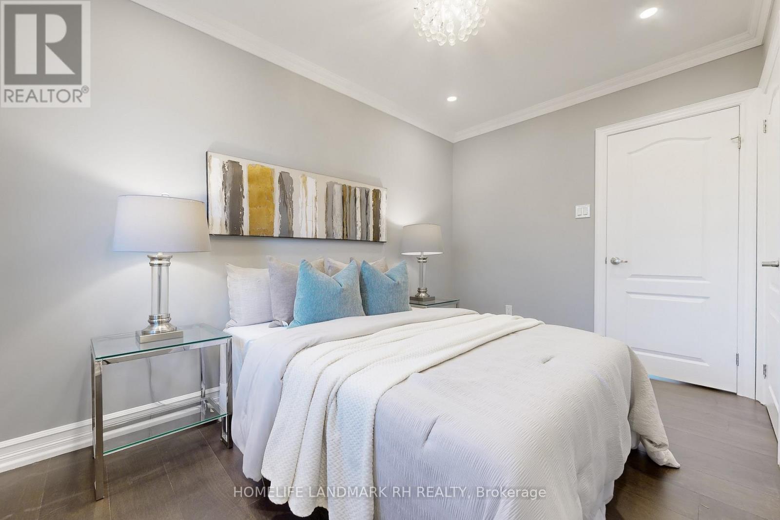 88 RIVERGLEN DRIVE - 26