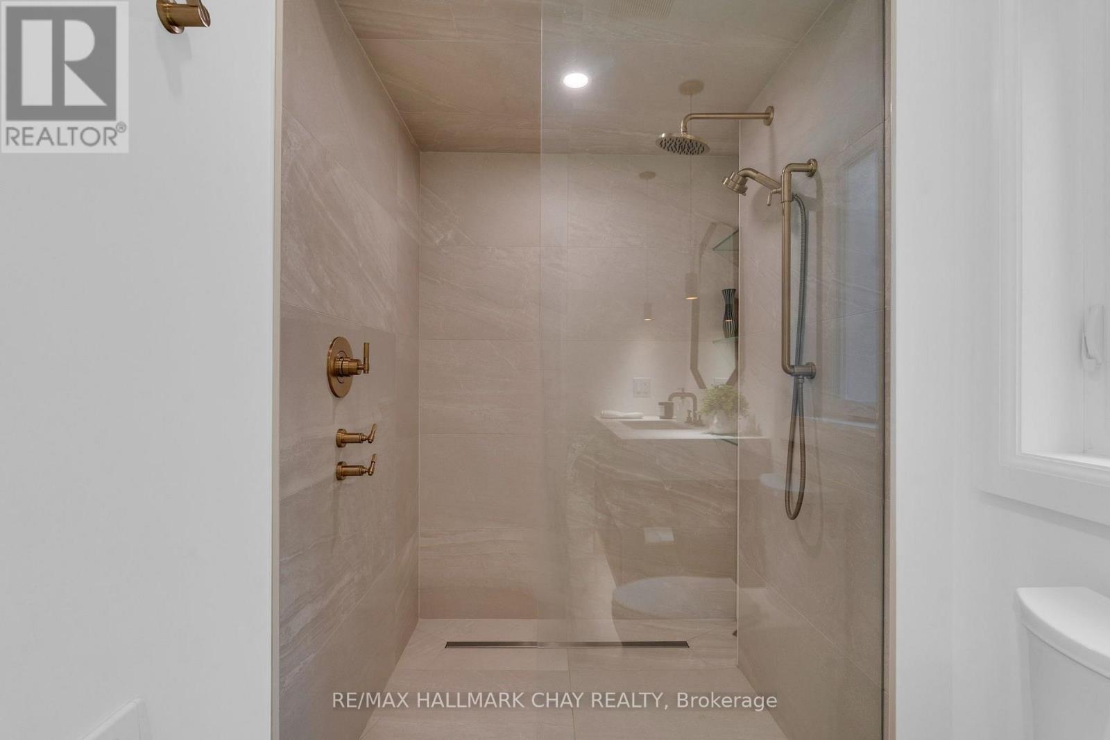 1319 WOLF CIRCLE - Image 35