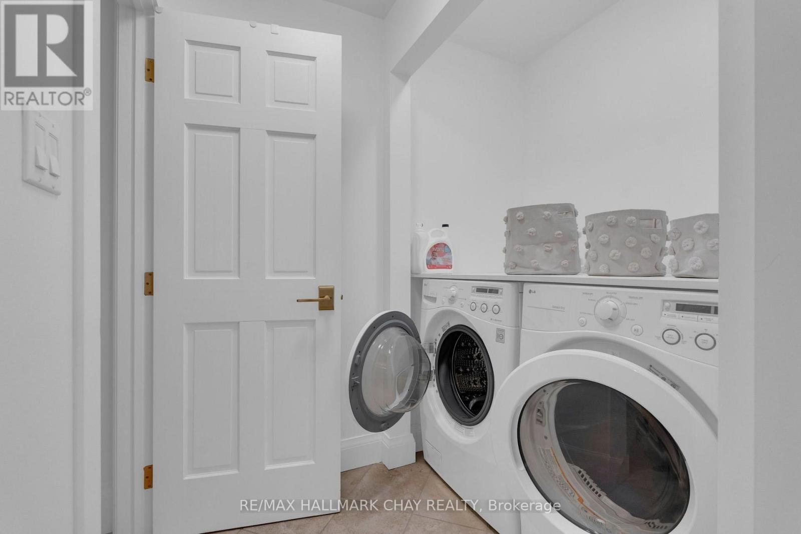 1319 WOLF CIRCLE - Image 23