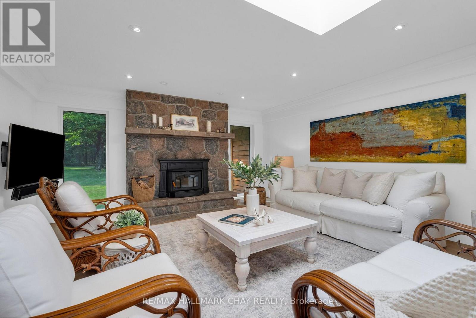 1319 WOLF CIRCLE - Image 19