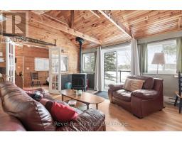 Mud room - 1129 Lakeshore Road, Highlands East, ON K0M1R0 Photo 7