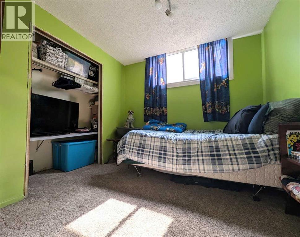 915 8 Street S - Image 10