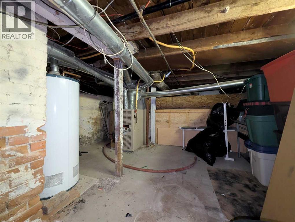 915 8 Street S - Image 22